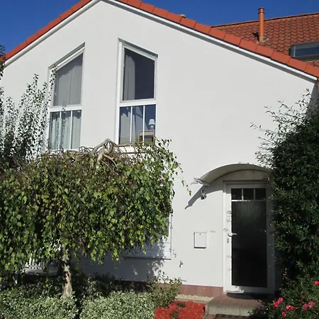 Leuchtturmstrasse Haus 37, Nur 150 M Vom Entfernt Apartmán *